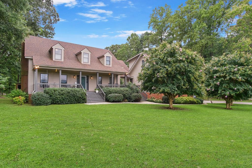 310 Locksley Lane