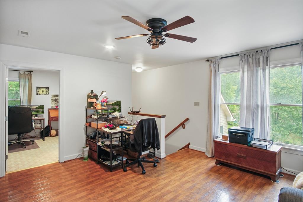 310 Locksley Lane