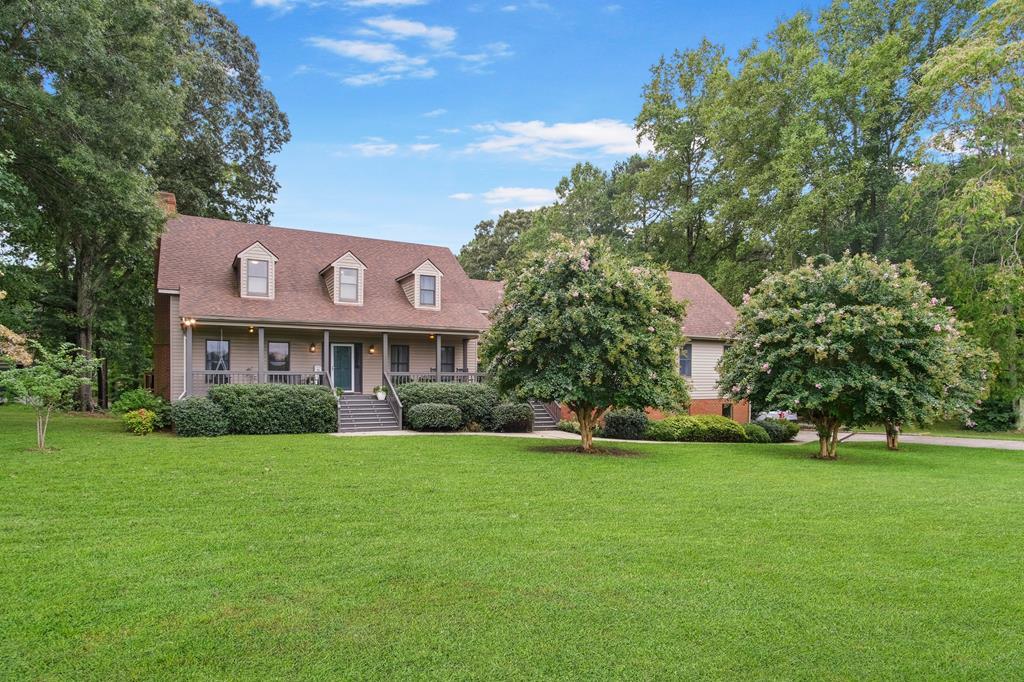 310 Locksley Lane