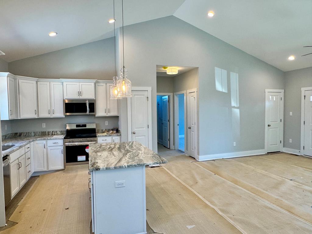 64 Crowsnest Court