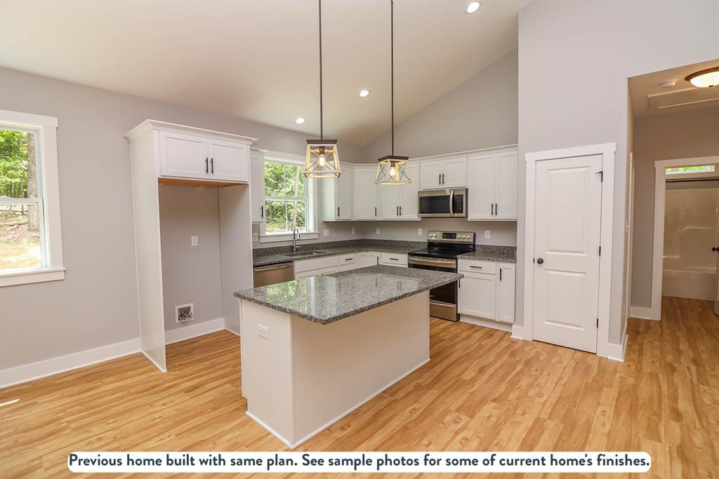 628 Oyster Way