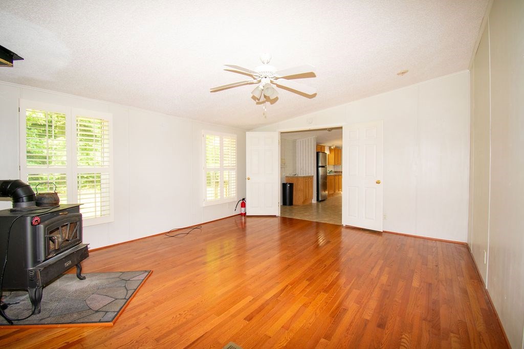 667 Rowes Landing Rd