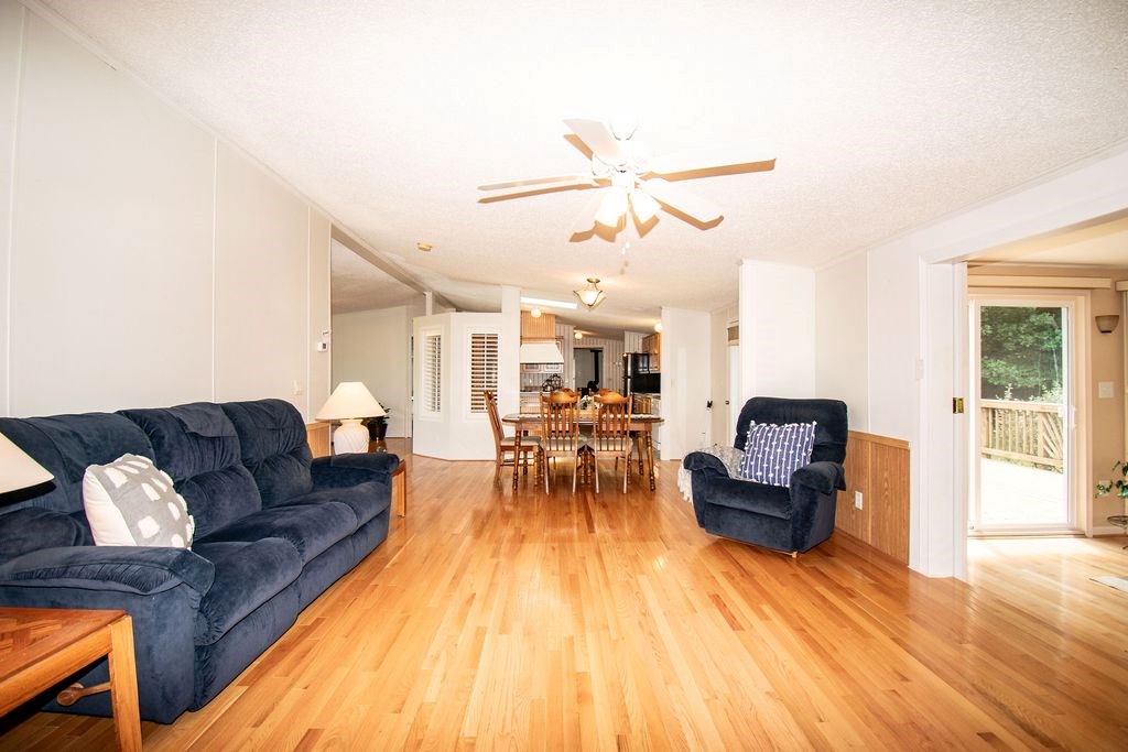 667 Rowes Landing Rd