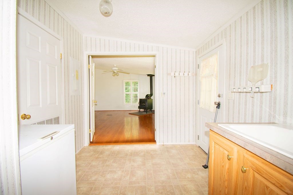667 Rowes Landing Rd