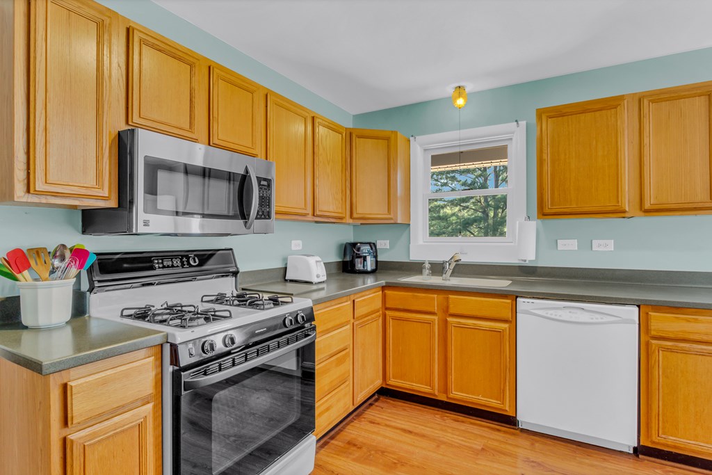 433 Old Farm Lane Road