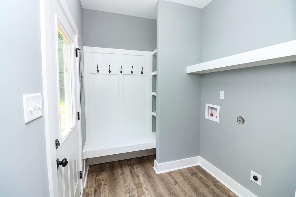 3341 Merry Point Road