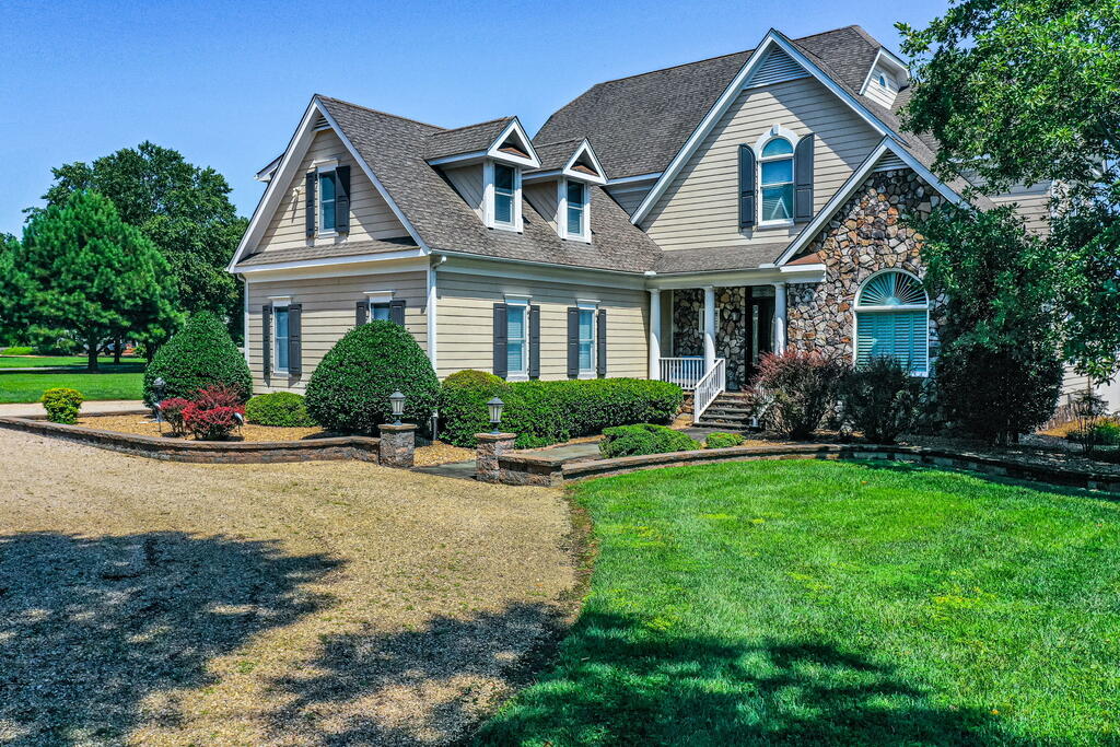 310 Old Point Rd