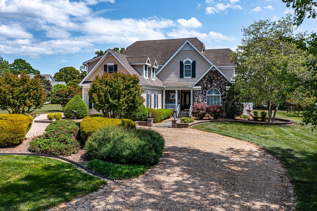 310 Old Point Rd