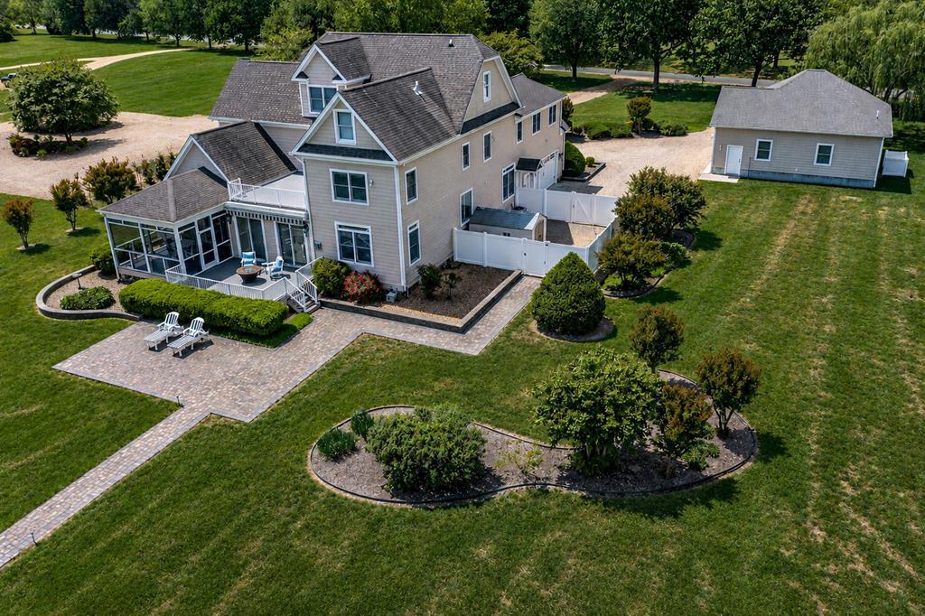 310 Old Point Rd