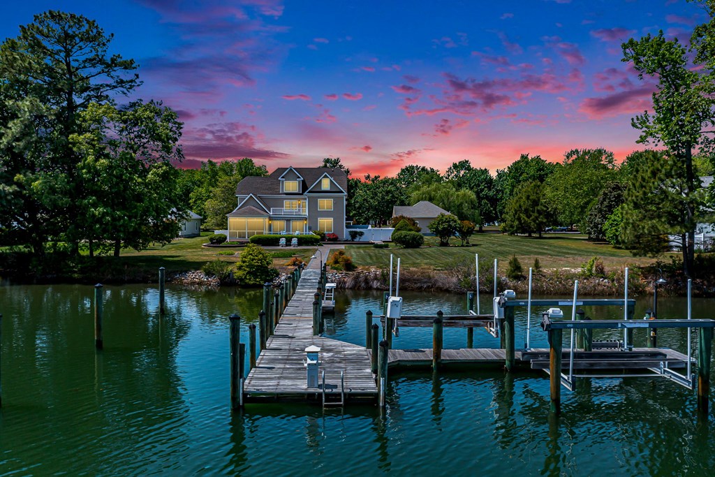 310 Old Point Rd