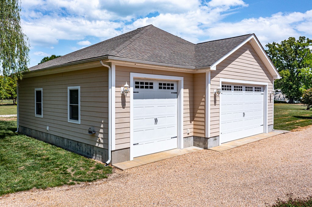 310 Old Point Rd