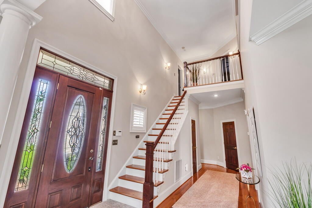 310 Old Point Rd