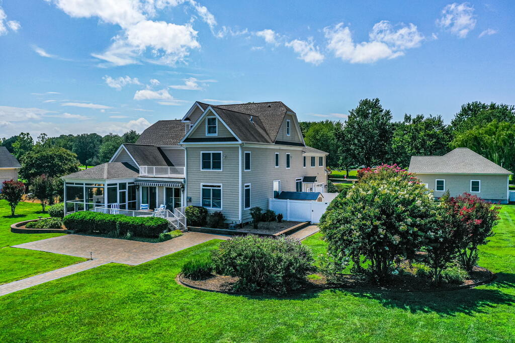 310 Old Point Rd