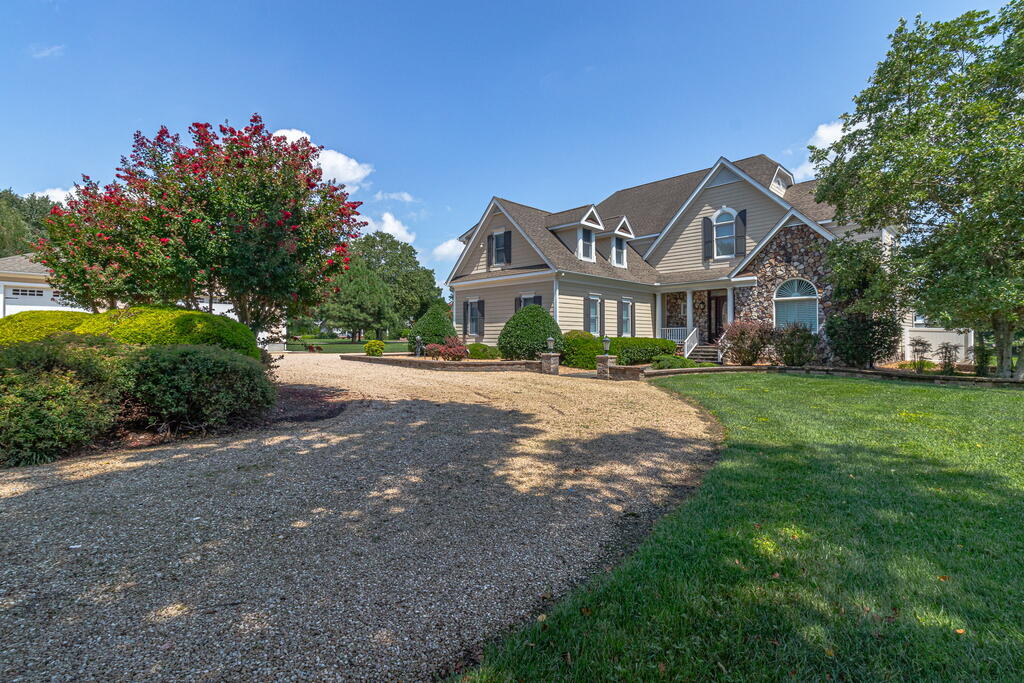 310 Old Point Rd