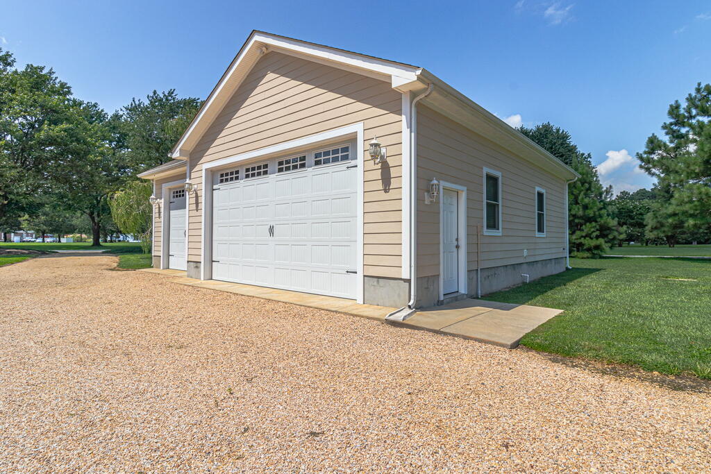 310 Old Point Rd