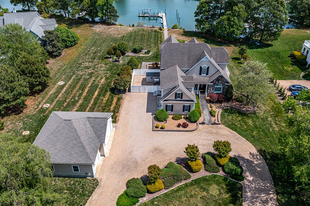 310 Old Point Rd