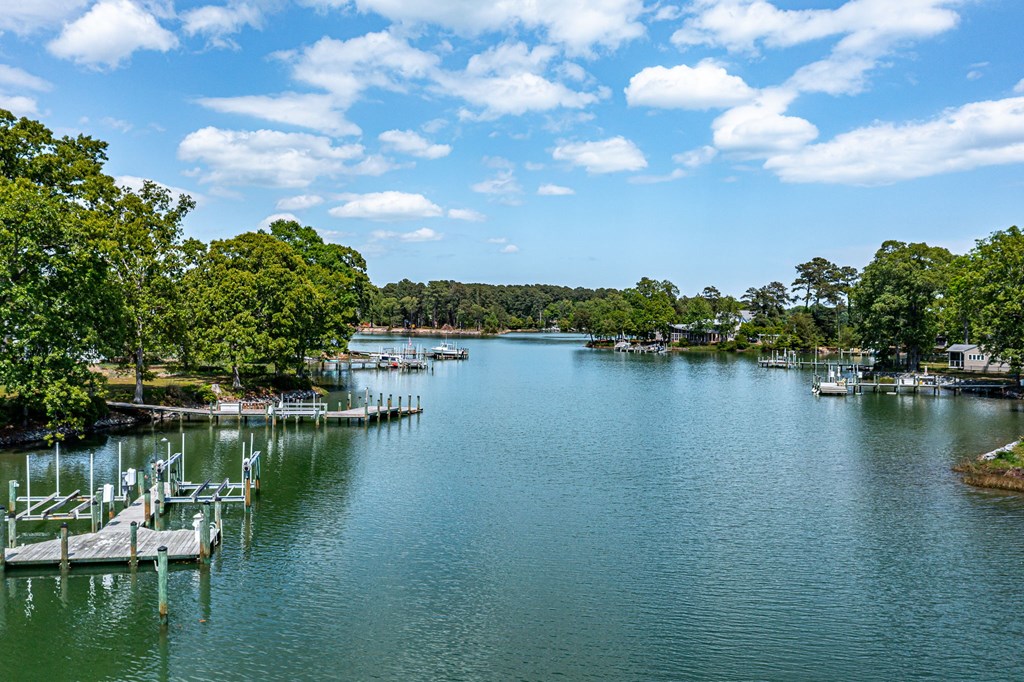 310 Old Point Rd