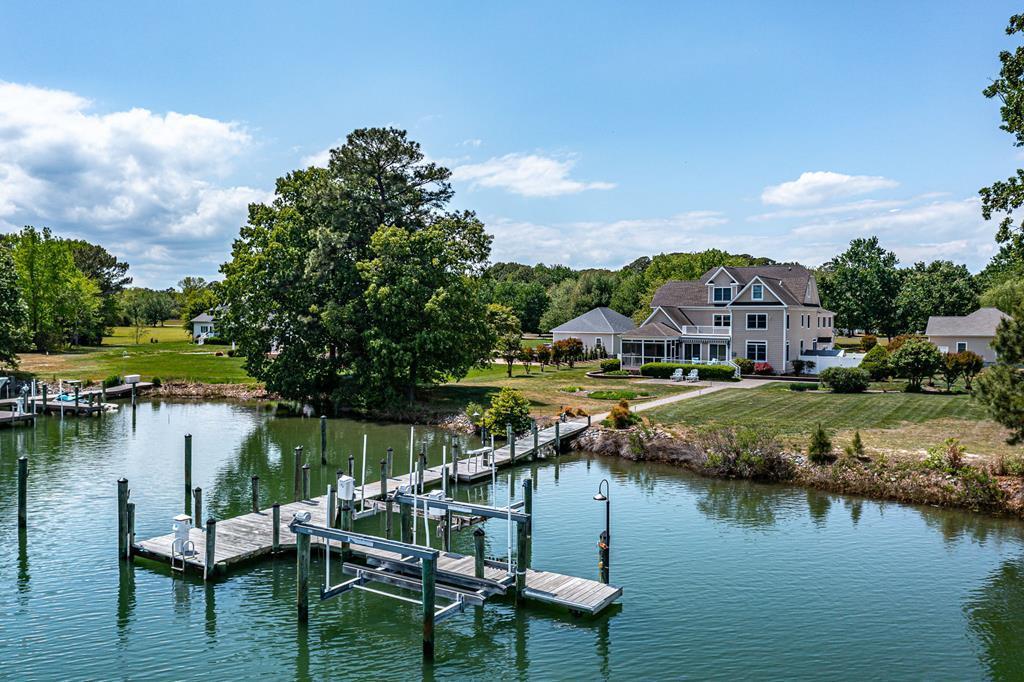 310 Old Point Rd