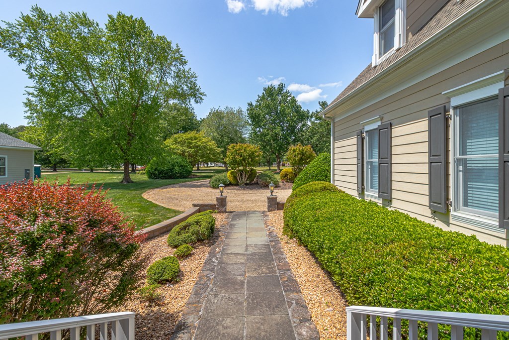 310 Old Point Rd