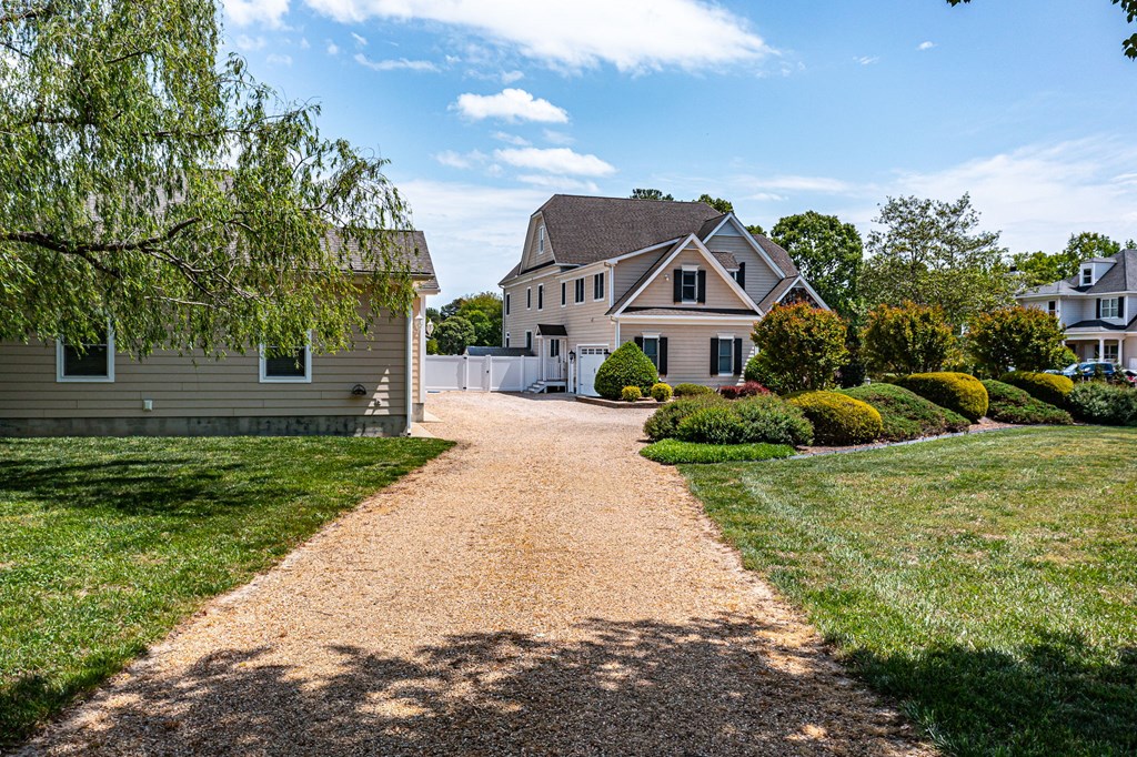 310 Old Point Rd