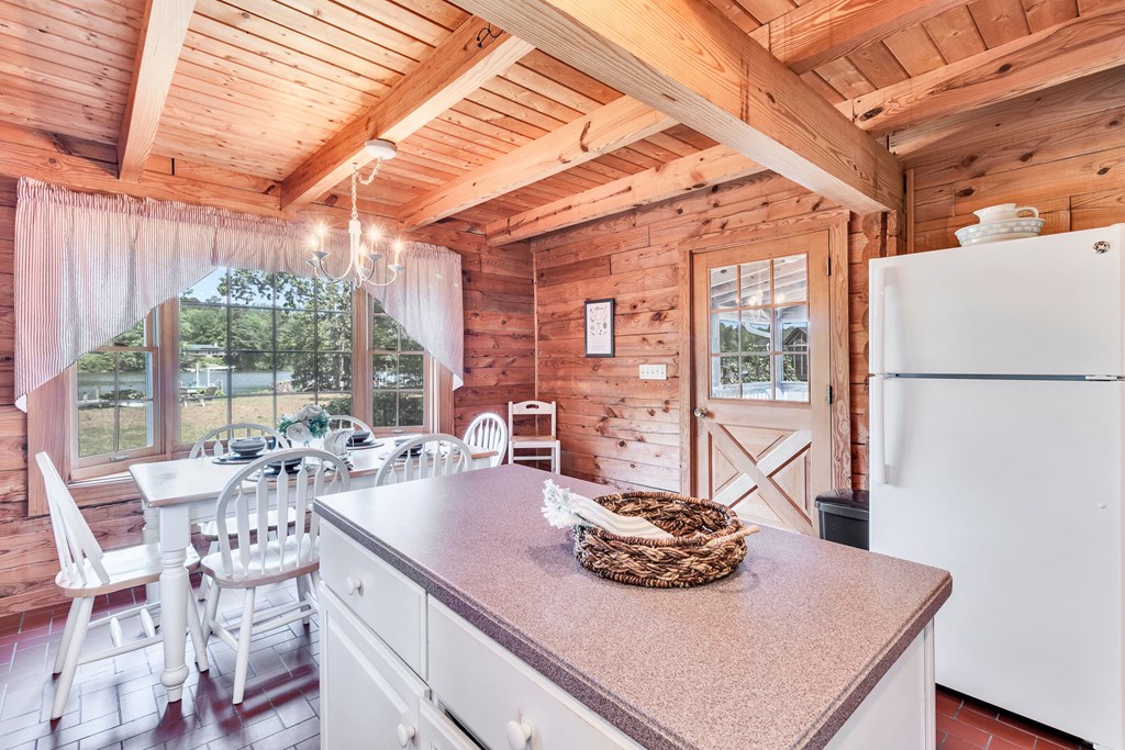 1280 Kelley Neck Road