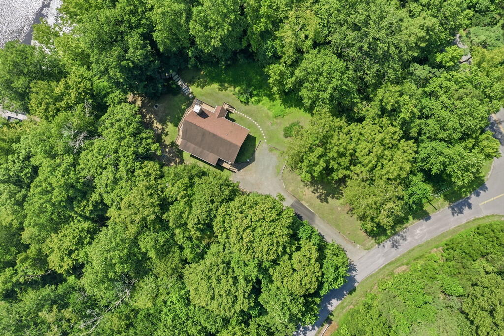 32 Shoreline Drive