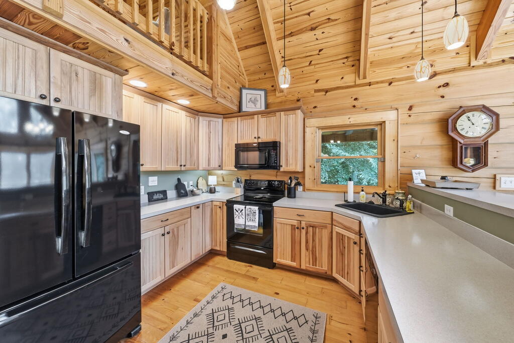 32 Shoreline Drive