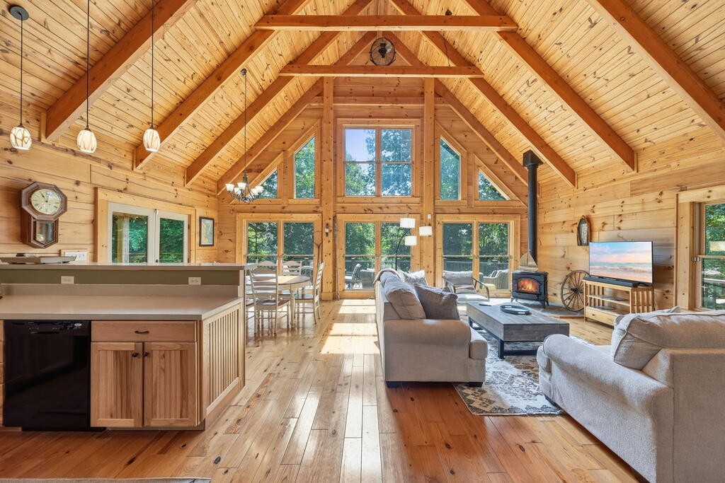 32 Shoreline Drive