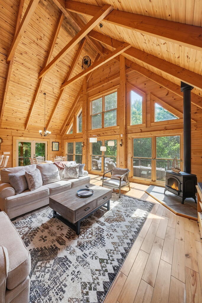 32 Shoreline Drive