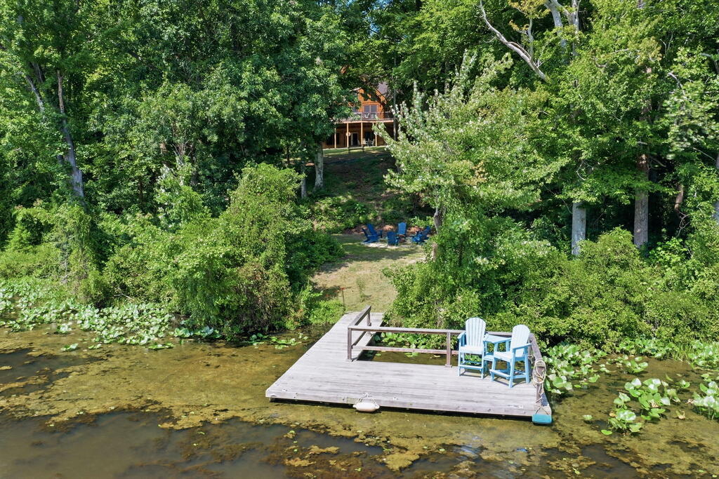 32 Shoreline Drive