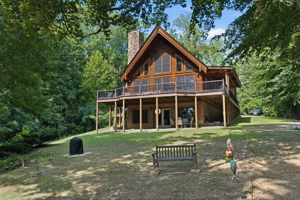 32 Shoreline Drive