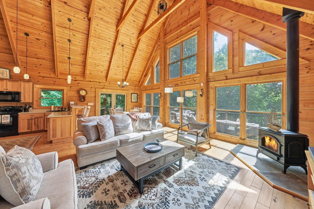 32 Shoreline Drive