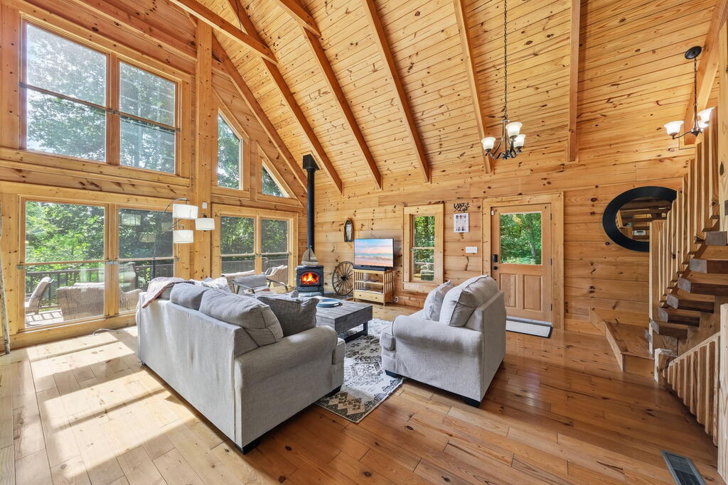 32 Shoreline Drive
