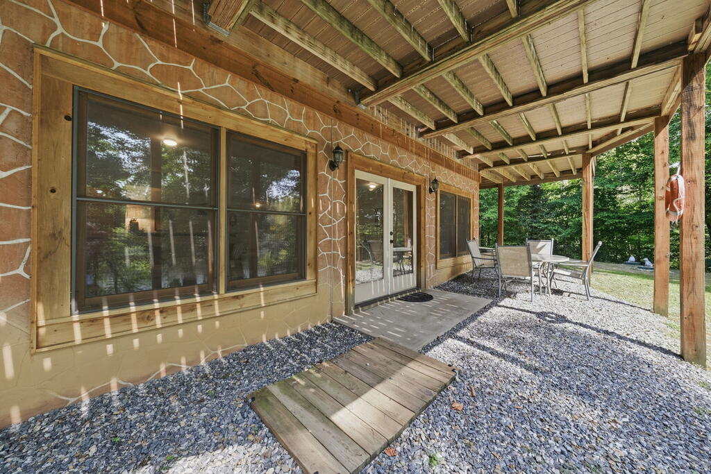 32 Shoreline Drive