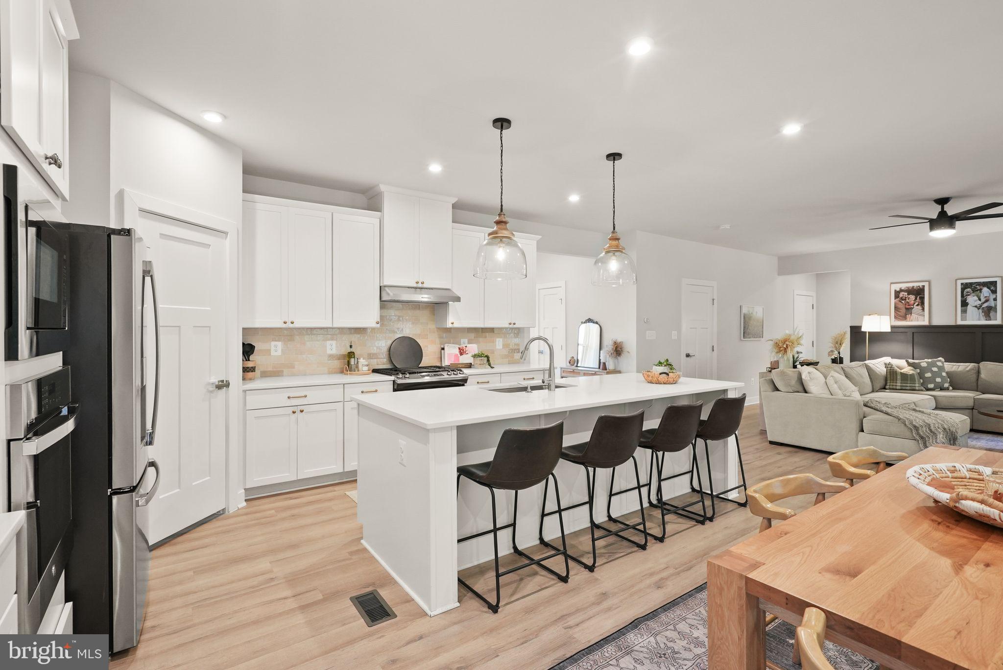 6529 BOB WHITE DRIVE