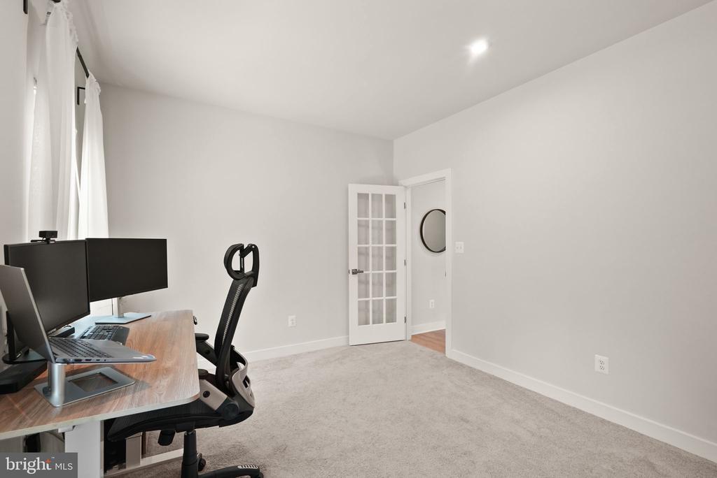 6529 BOB WHITE DRIVE