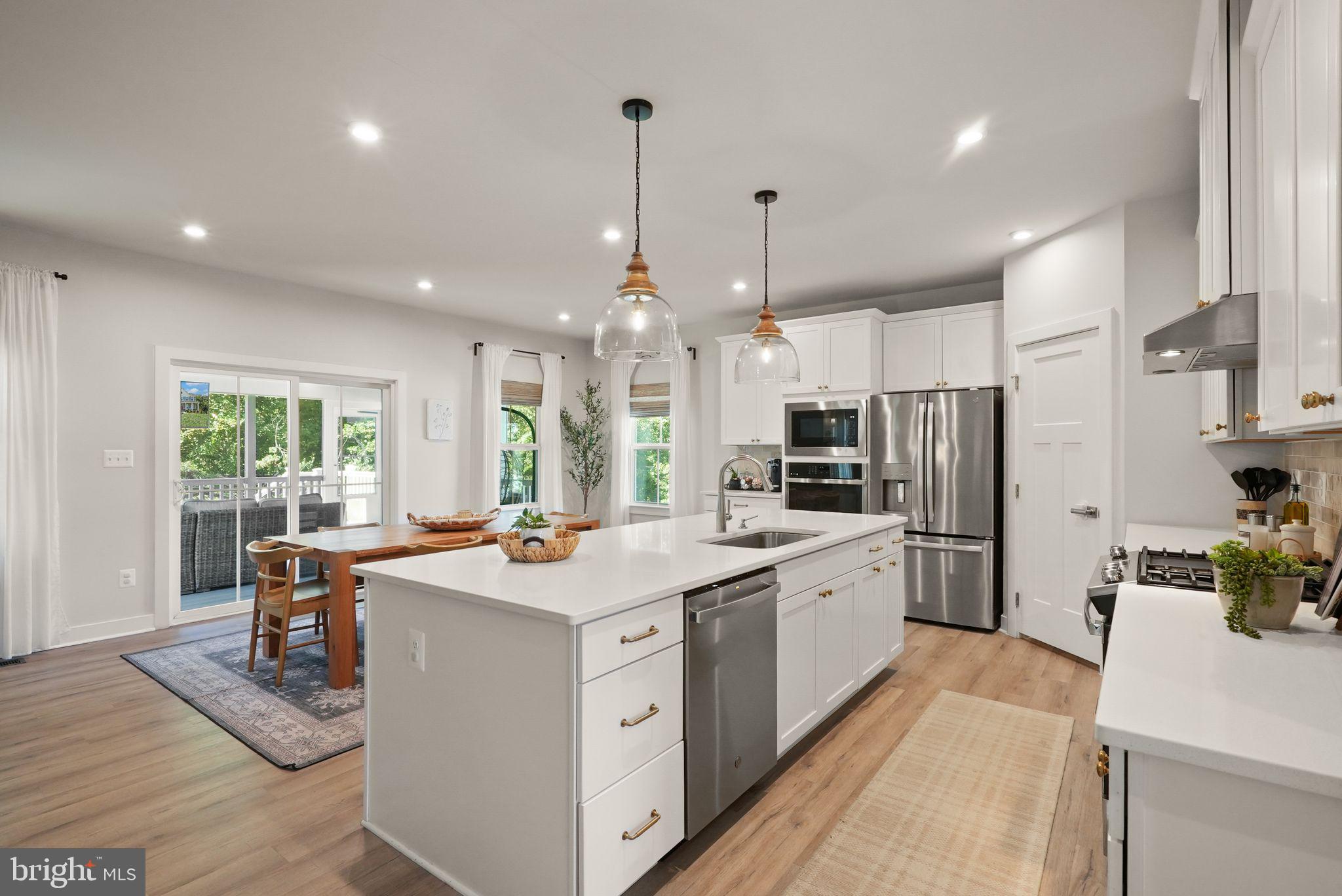 6529 BOB WHITE DRIVE