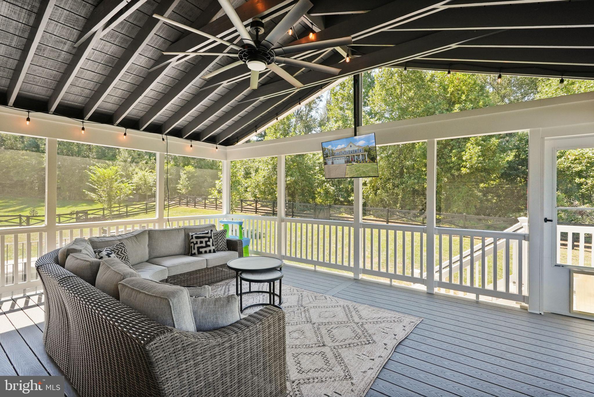 6529 BOB WHITE DRIVE