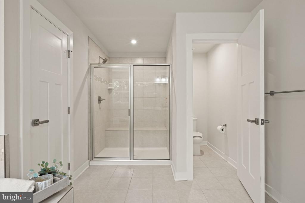 6529 BOB WHITE DRIVE