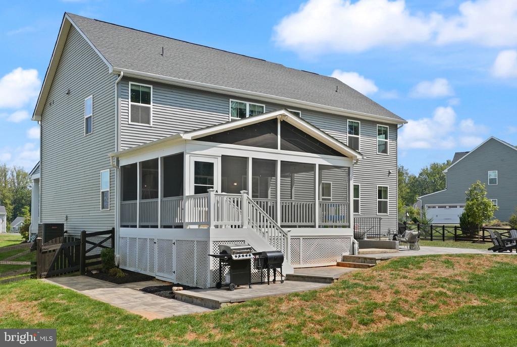 6529 BOB WHITE DRIVE