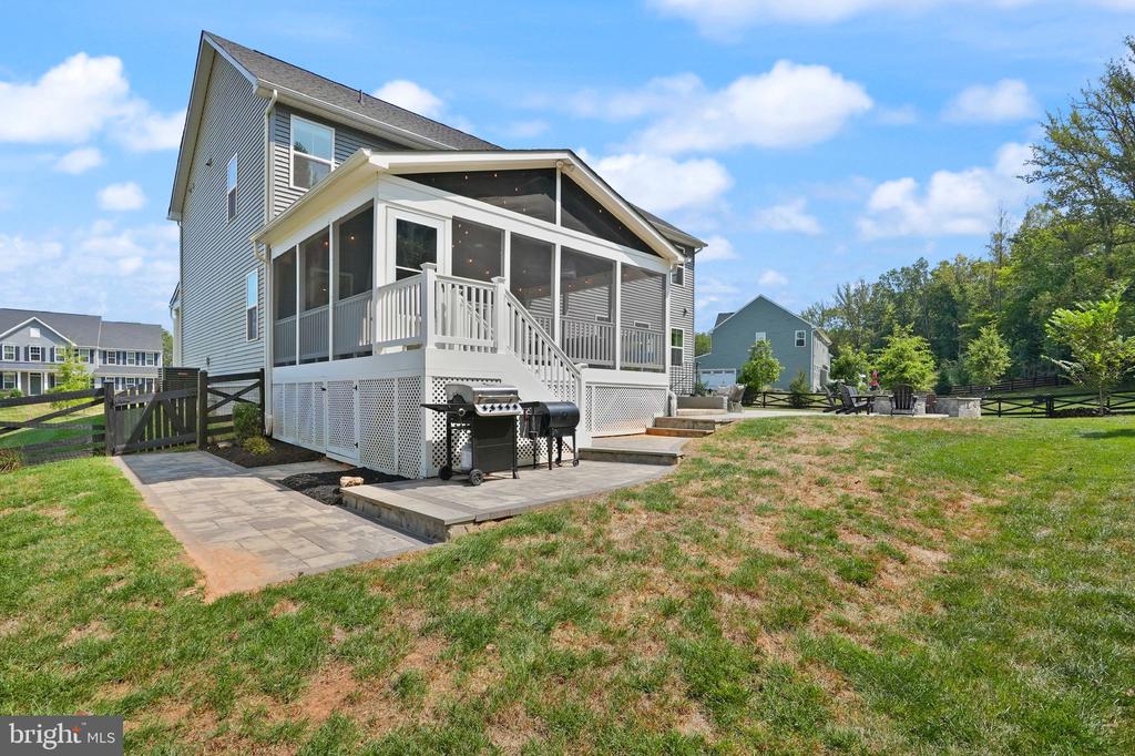 6529 BOB WHITE DRIVE