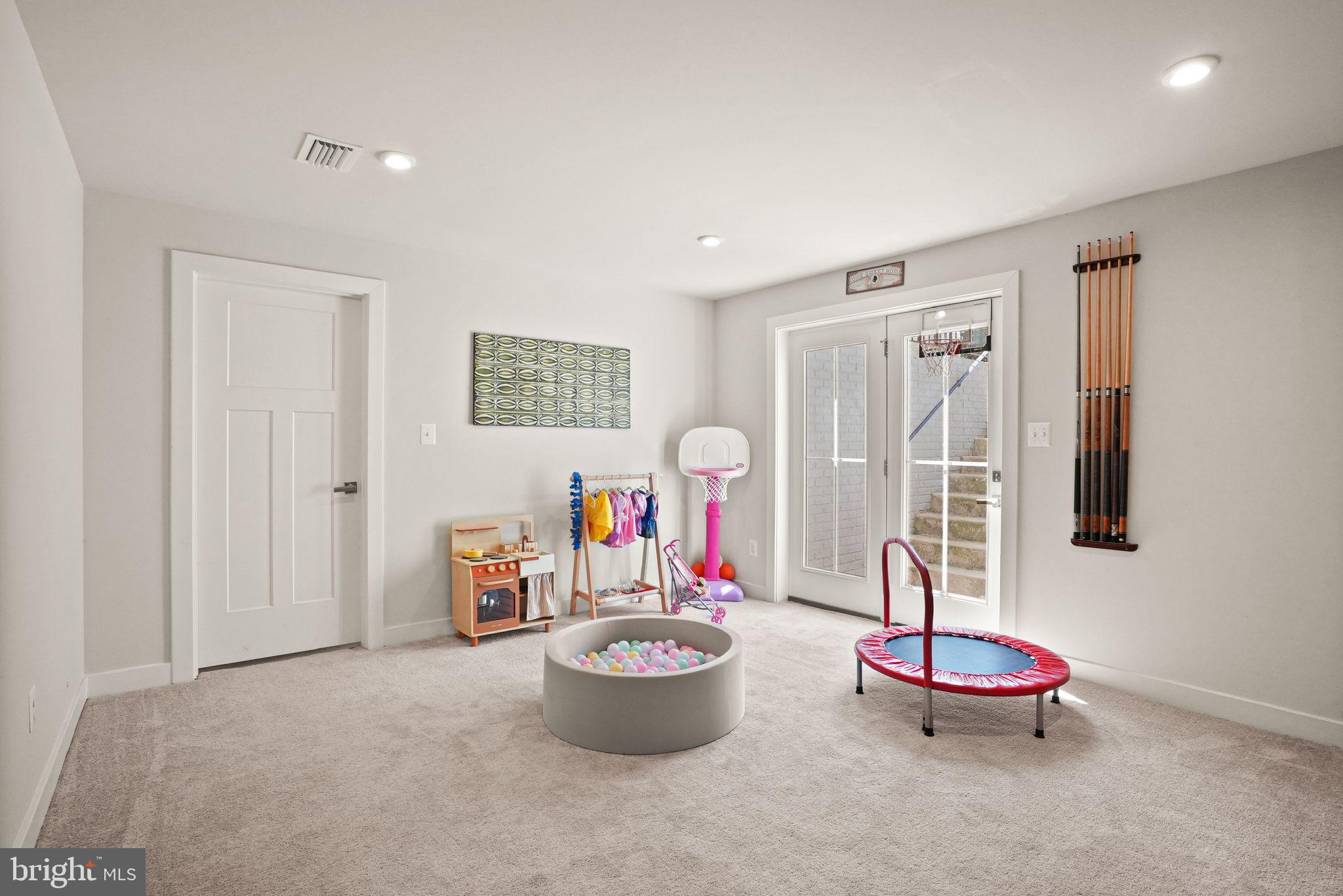 6529 BOB WHITE DRIVE