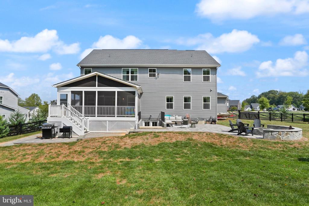 6529 BOB WHITE DRIVE