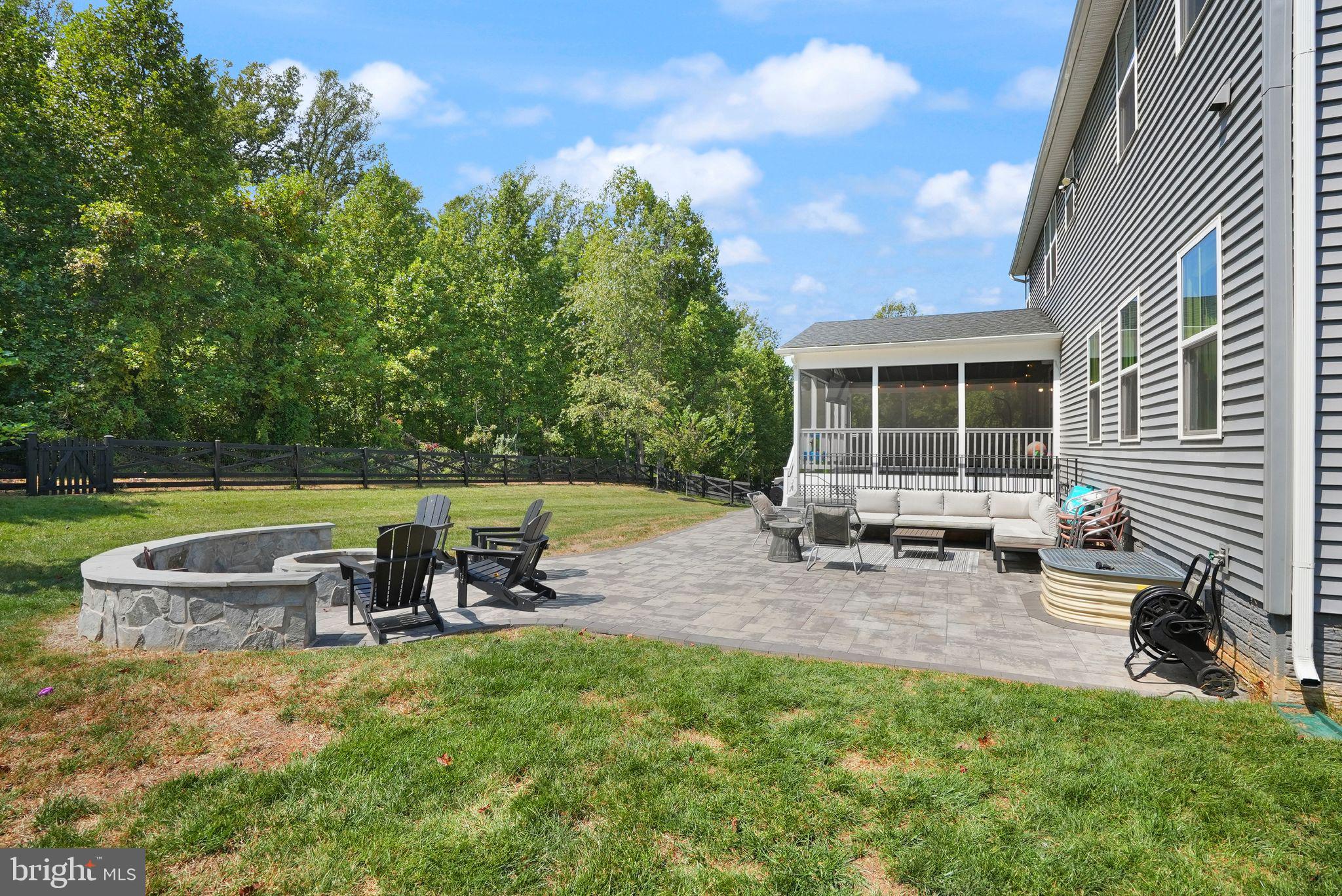 6529 BOB WHITE DRIVE