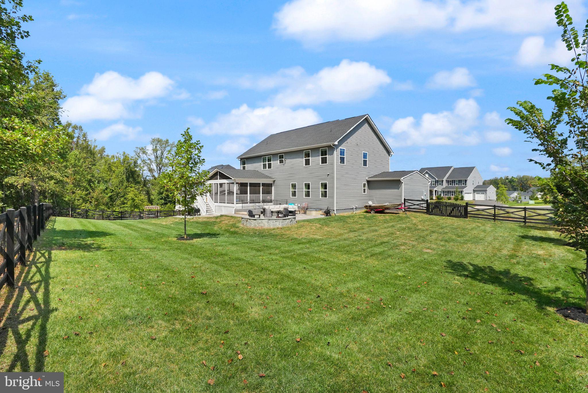 6529 BOB WHITE DRIVE