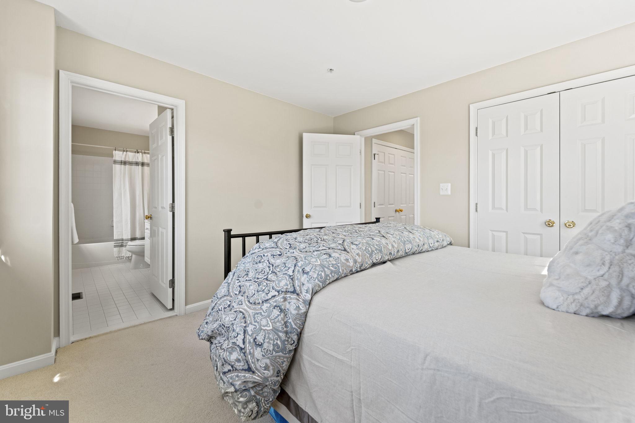 12137 Chancery Station Cir