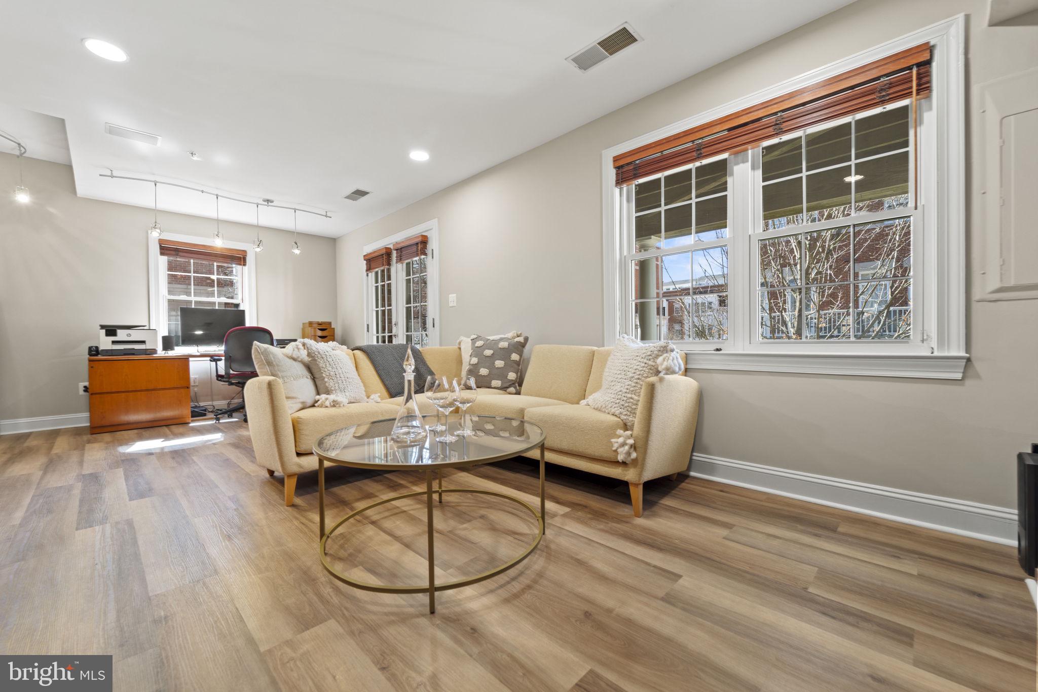 12137 Chancery Station Cir