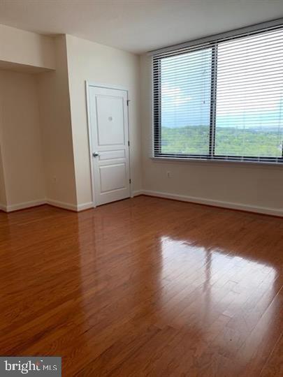 2451 MIDTOWN AVE #1617