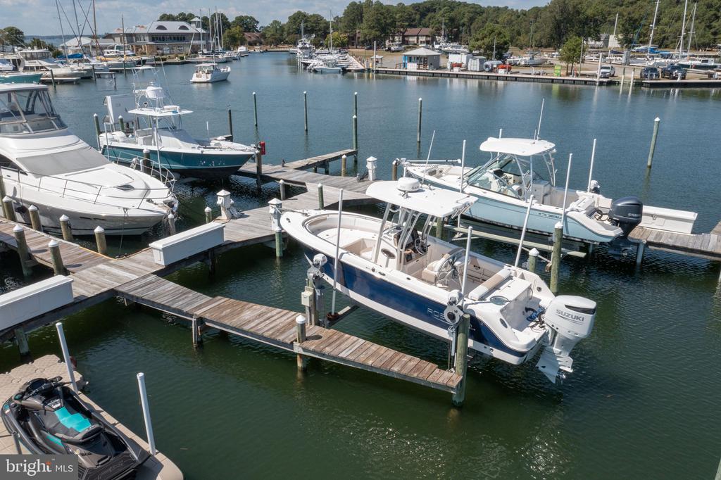 141 BEACH COVE DRIVE