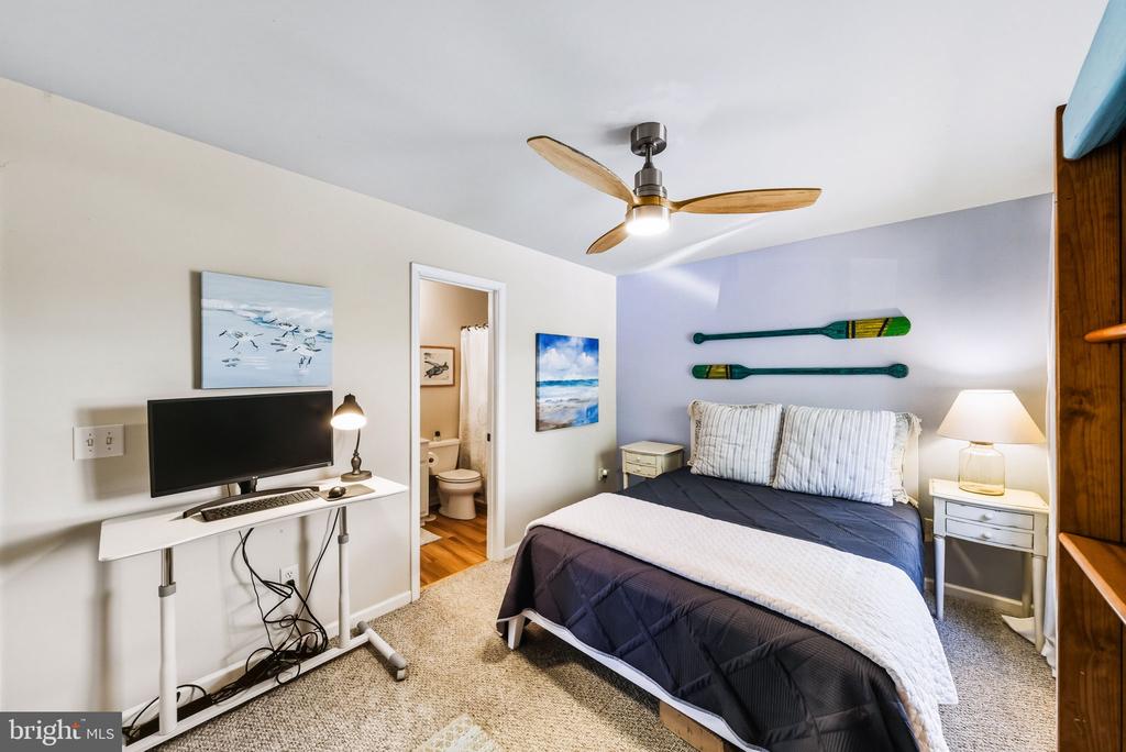 141 BEACH COVE DRIVE